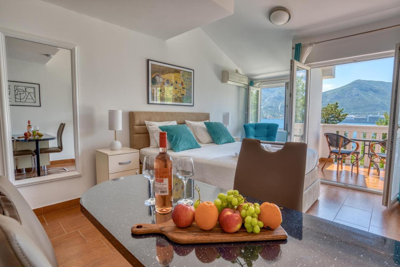 Apartment Elegant โกตอร์ ภายนอก รูปภาพ