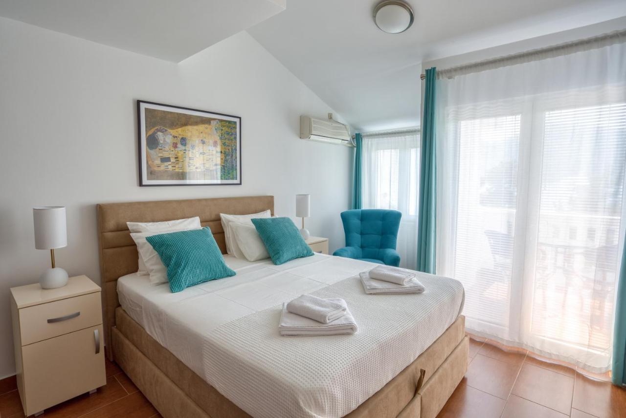 Apartment Elegant โกตอร์ ภายนอก รูปภาพ